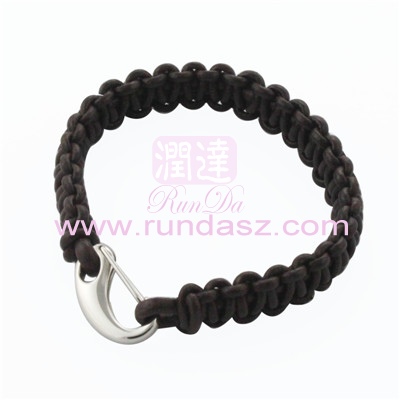 Leather bracelets 