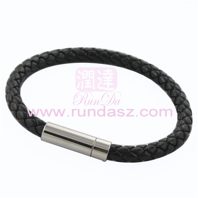 Leather bracelets 