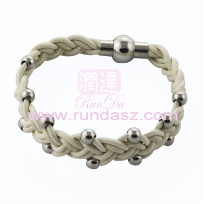 Leather bracelets 
