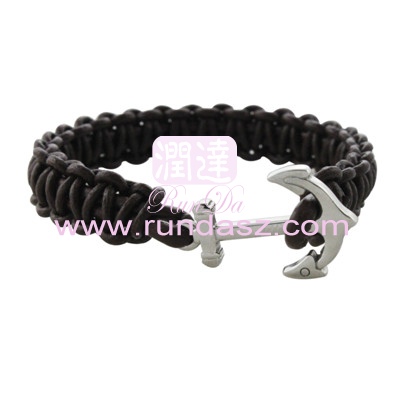 Leather bracelets 