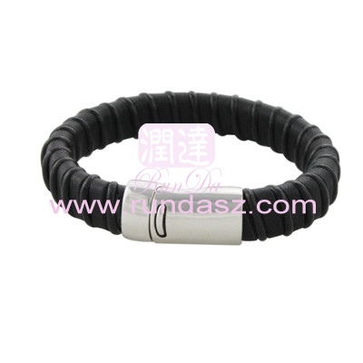Leather bracelets 