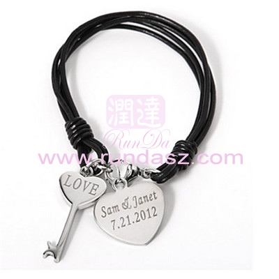 Leather bracelets 