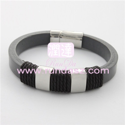 Leather bracelets 