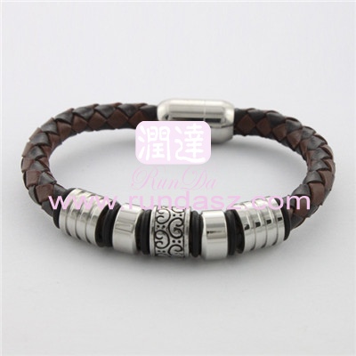 Leather bracelets 