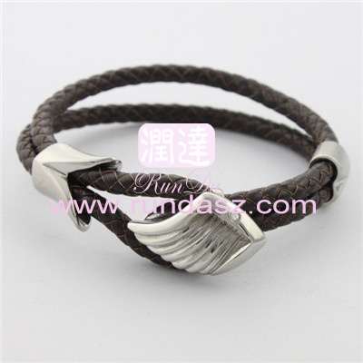Leather bracelets 