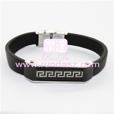 Leather bracelets 