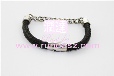 Leather bracelets 