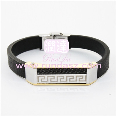 Leather bracelets 