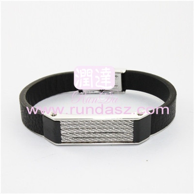 Leather bracelets 