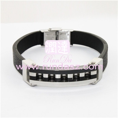 Leather bracelets 