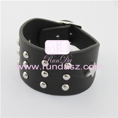 Leather bracelets 