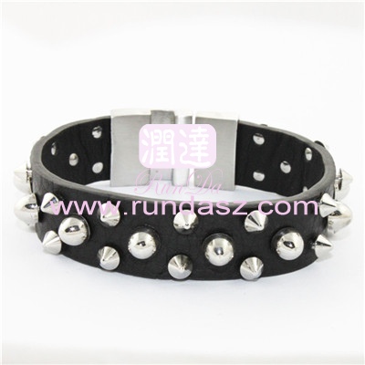 Leather bracelets 