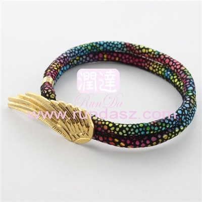 Leather bracelets 