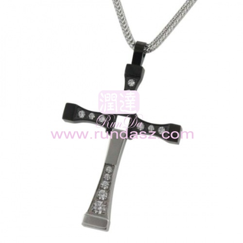 cross pendant 