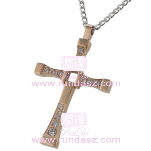 cross pendant 