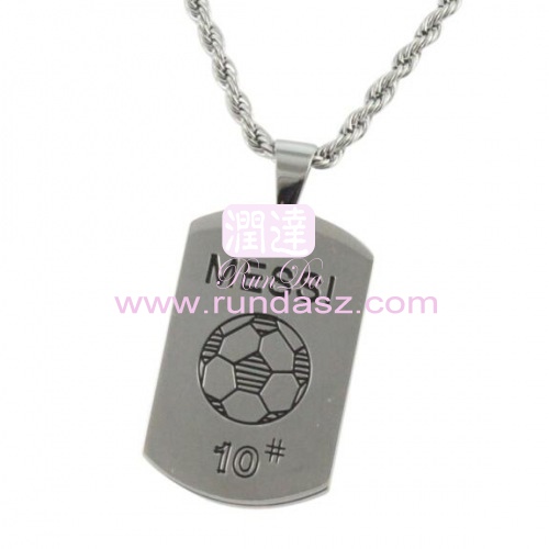 engraved pendant  