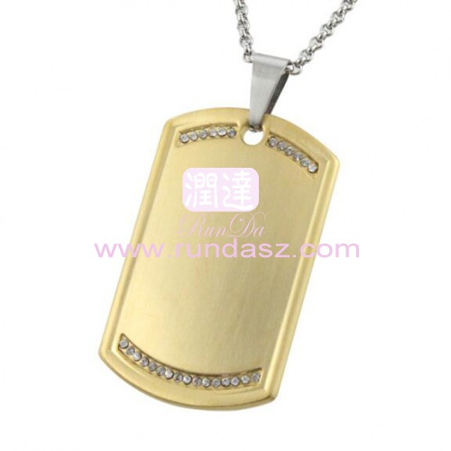 gold pendant  